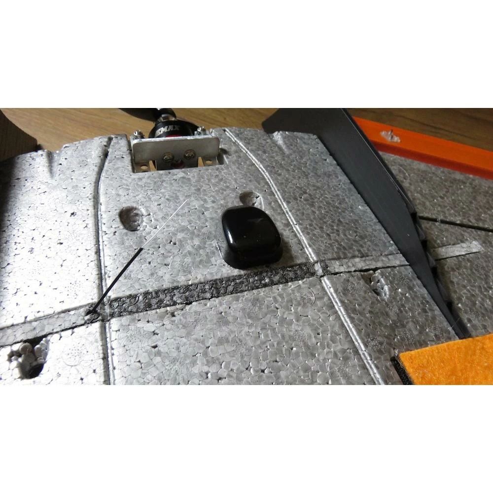 Cheapest 🛒 MenaceRC AeroPOD 5.8GHz 90° MMCX Wing Antenna - RHCP New 🤩 9 MenaceRC AeroPOD 5.8GHz 90° MMCX Wing Antenna - RHCP New